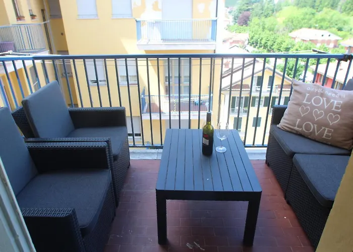 Cozy Renovated Designer With Special Price Winter 2026 Appartement *