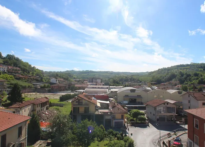 Cozy Renovated Designer With Special Price Winter 2026 Appartement