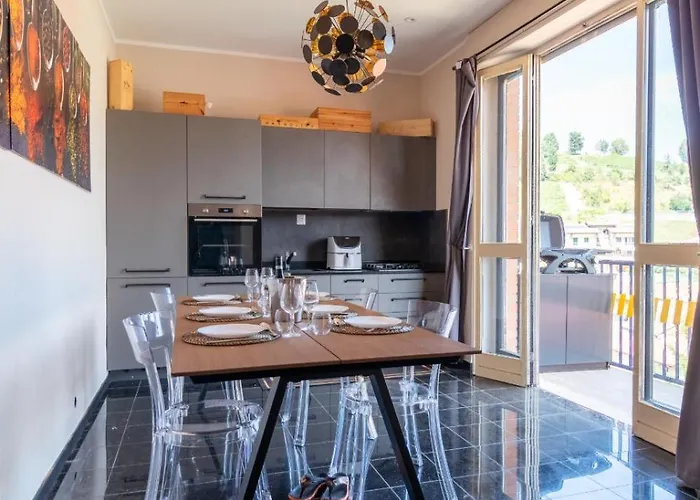 Cozy Renovated Designer With Special Price Winter 2026 Appartement *