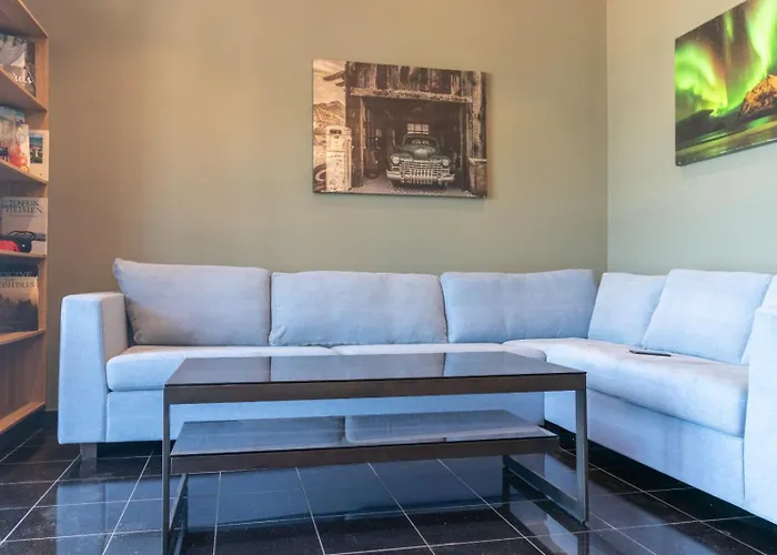 Cozy Renovated Designer With Special Price Winter 2026 Διαμέρισμα
