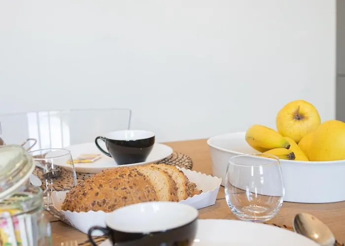 Cozy Renovated Designer With Special Price Winter 2026 Appartement *