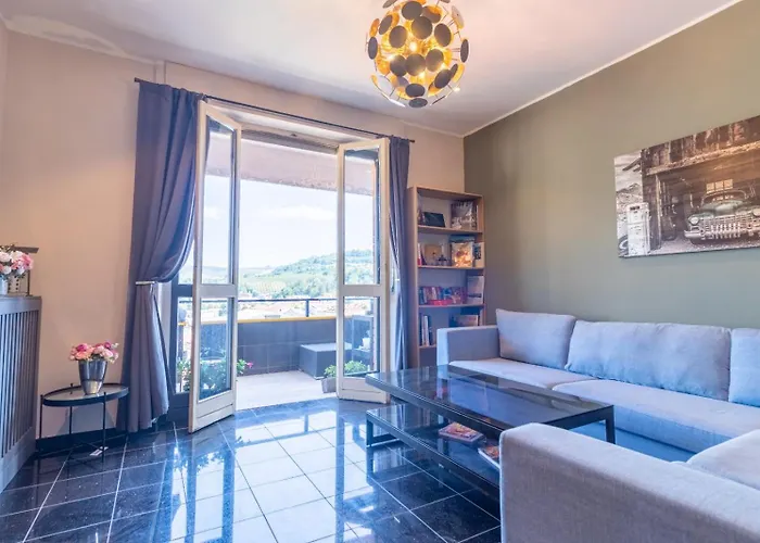 Cozy Renovated Designer With Special Price Winter 2026 Appartement *